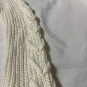 rue 21 cropped white sweater